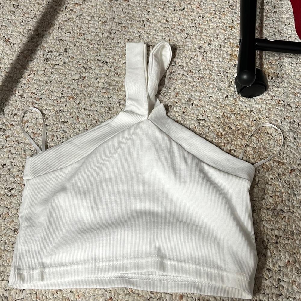 White crop top size Medium
